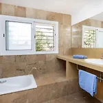 Holiday home Semi By Interhome