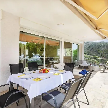 Semi By Interhome Vakantiehuis *