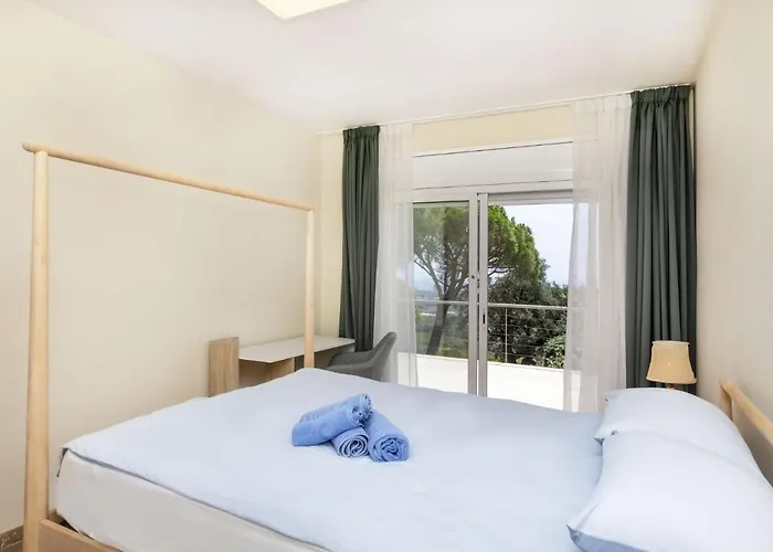 Semi By Interhome Vakantiehuis *